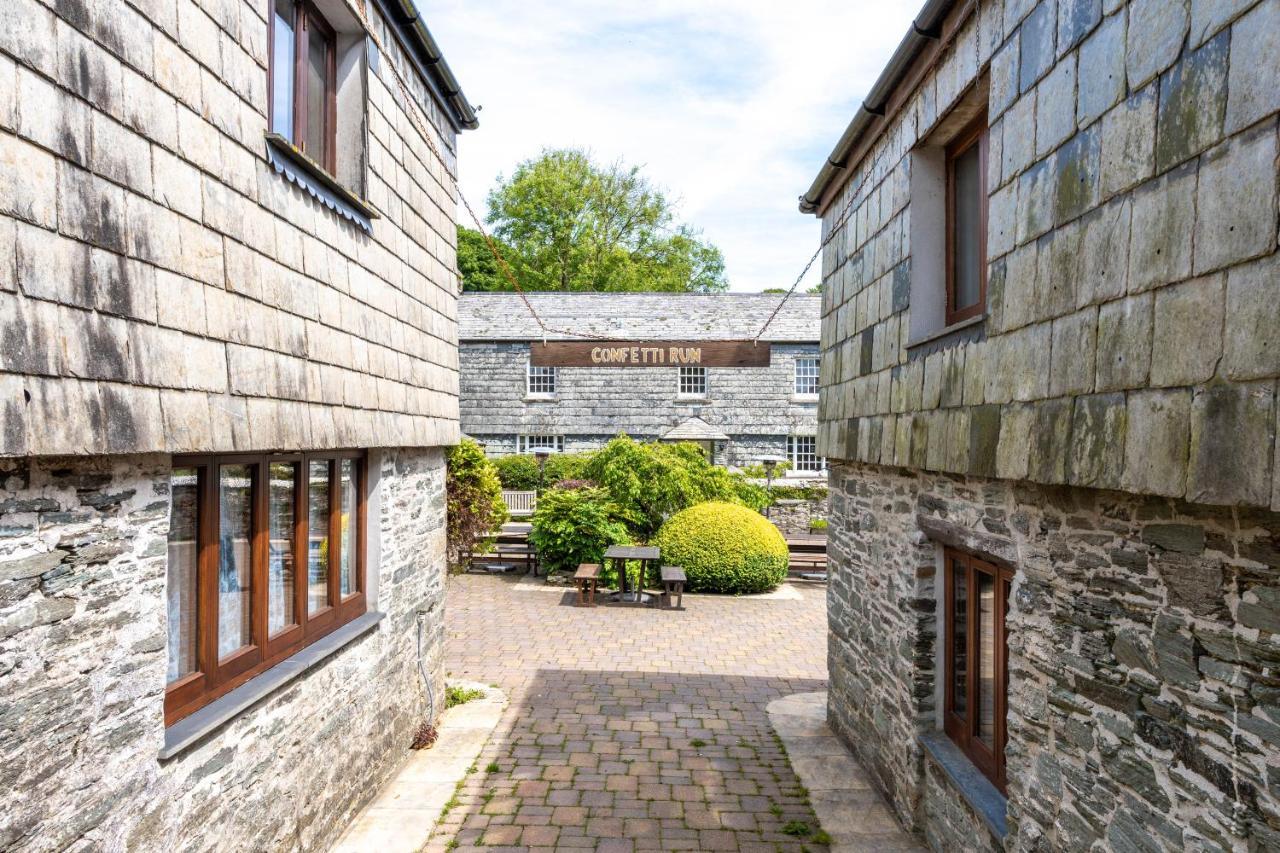 Ta Mill Holiday Cottages & Lodges -Ta Mill House 朗斯顿 外观 照片